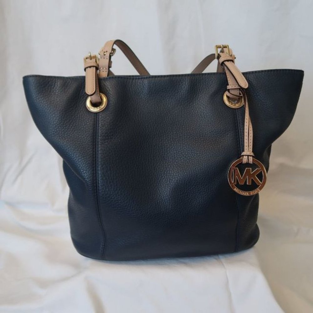 Navy Michael Kors Hangbag/Blue MK Purse